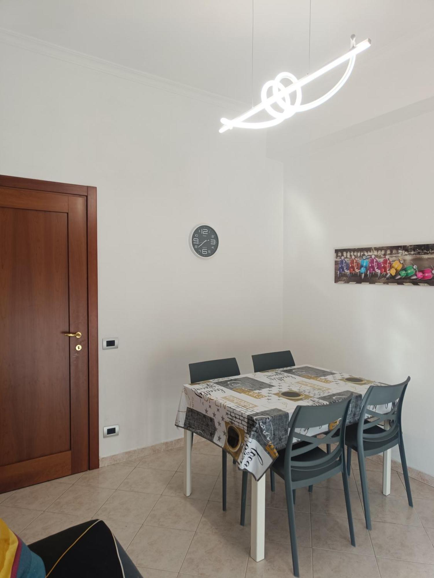 Tia Tourist Apartment Roma Exterior foto