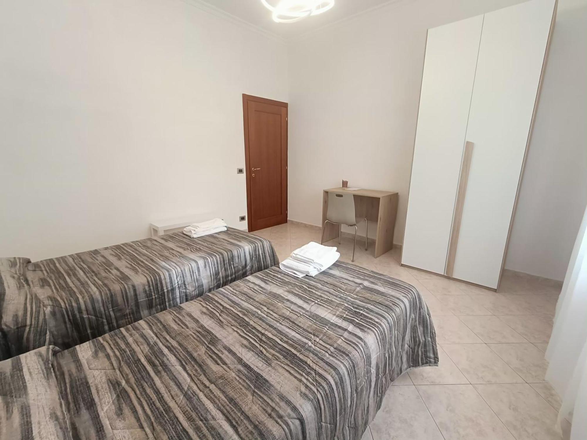 Tia Tourist Apartment Roma Exterior foto